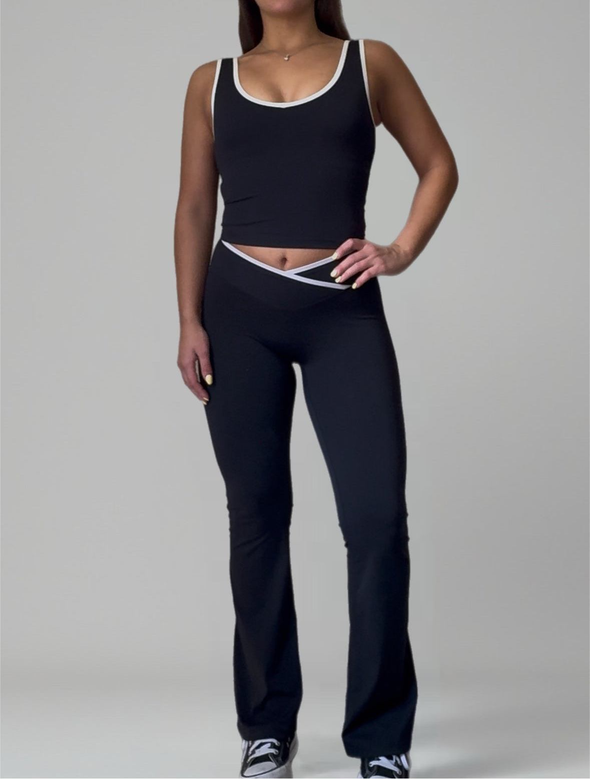 Elegance Contrast Vest