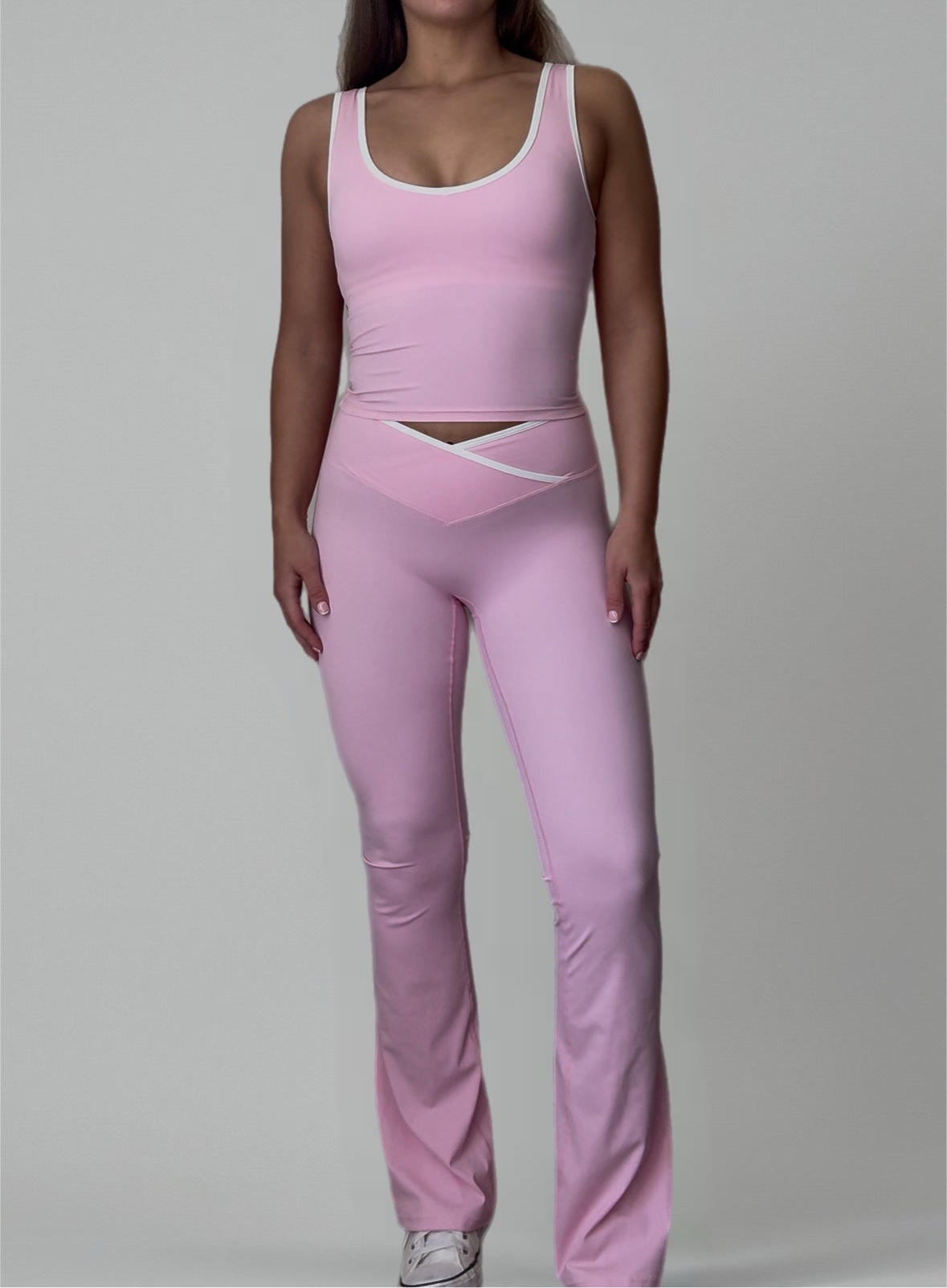Elegance Contrast Flared Leggings