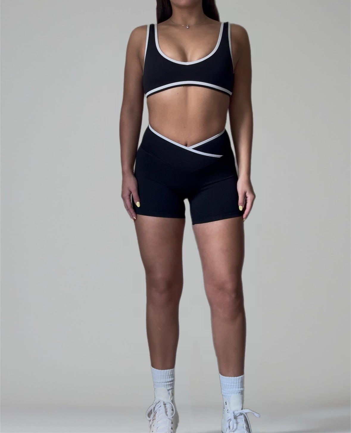 Elegance Contrast Sports Bra