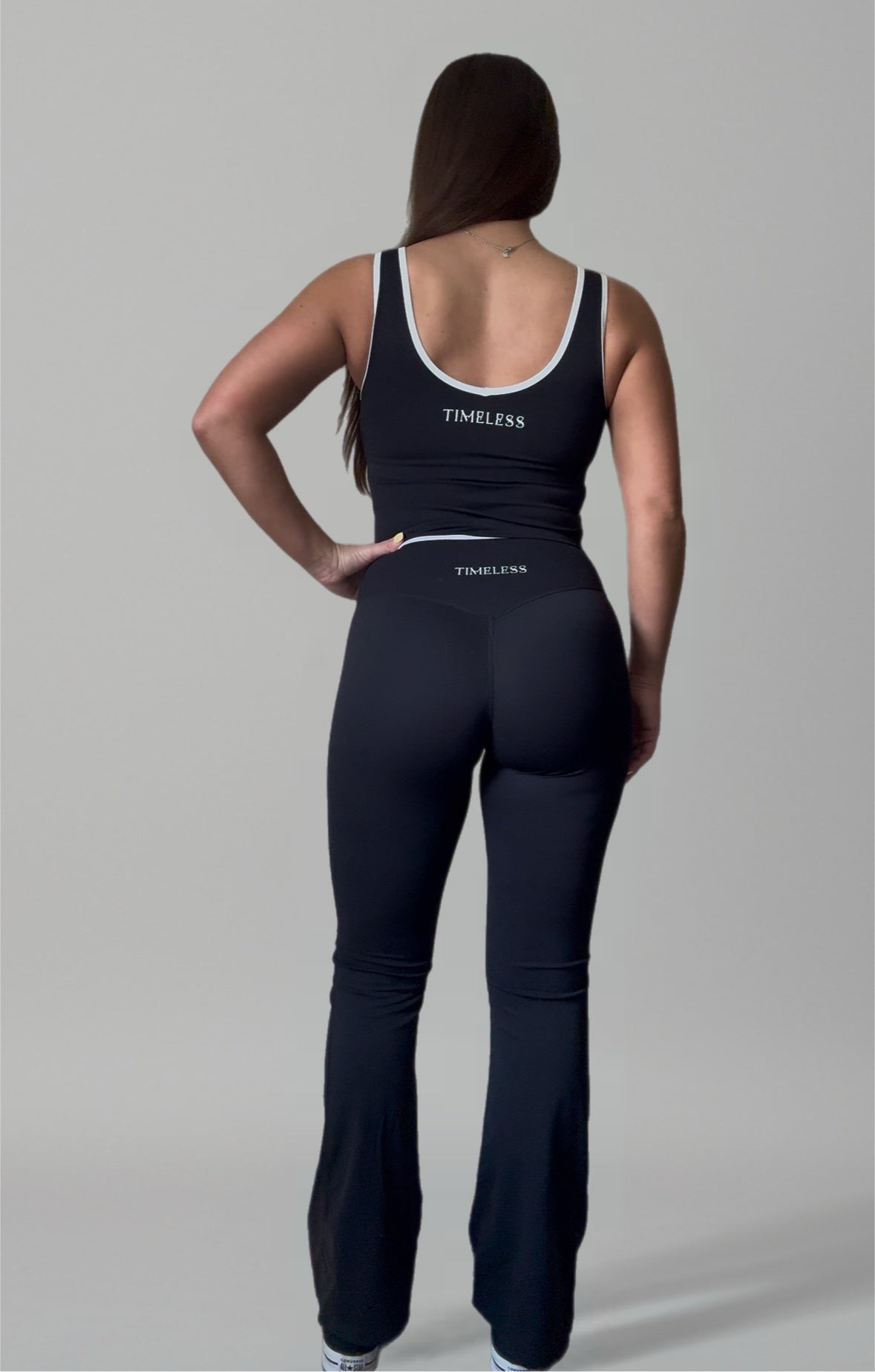 Elegance Contrast Flared Leggings