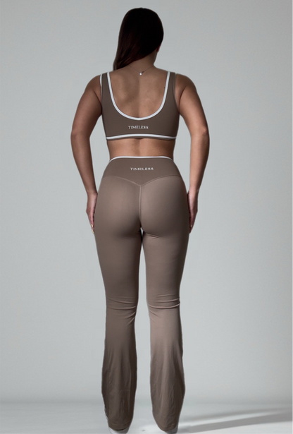 Elegance Contrast Flared Leggings